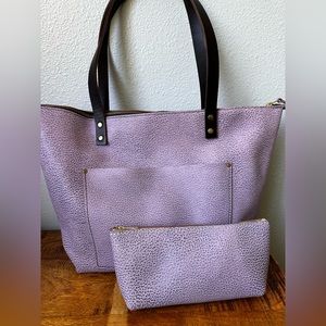 NWOT Portland Leather LRG Lilac Zippered Tote and Utility Bag